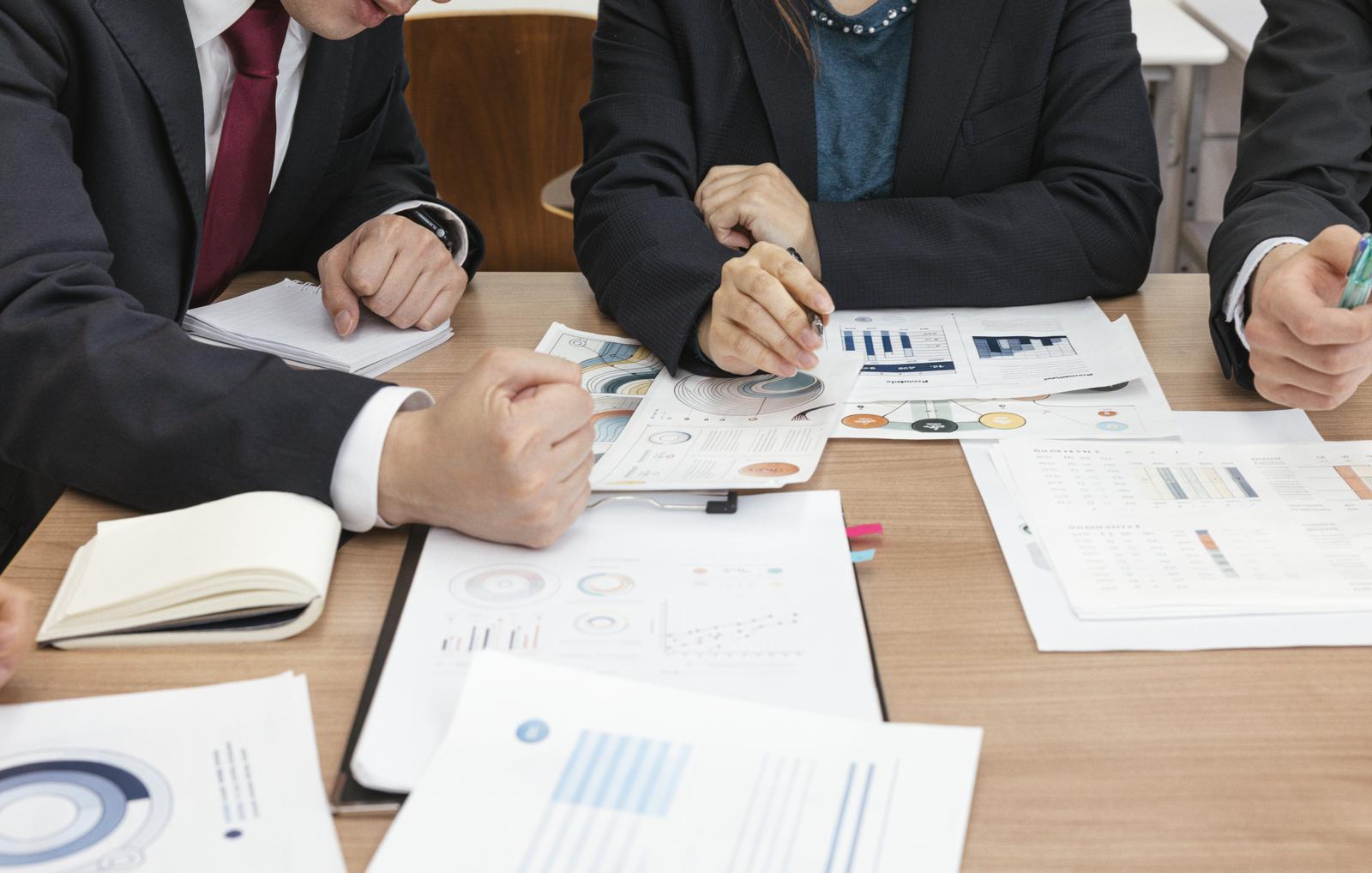 【製造業・メーカー】商品カタログを電子化するメリット|海外展開とコストダウン